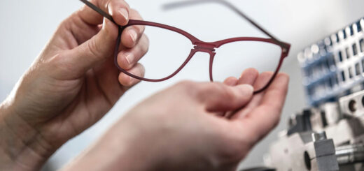 Fertistellung einer Metallbrille von Markus T